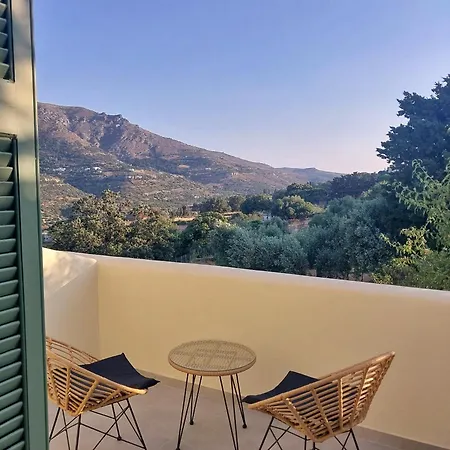 λ Apartamento Ménites